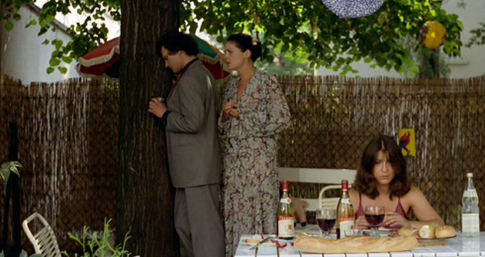 5. Erwin, despidiéndose de Irene y Marie-Ann