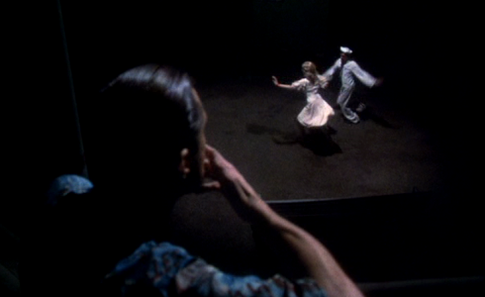 3. Un efímero reflejo de las grandes escenas de baile de la época dorada del género