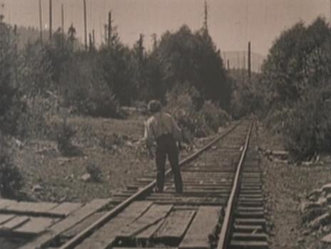 2. El héroe, solo