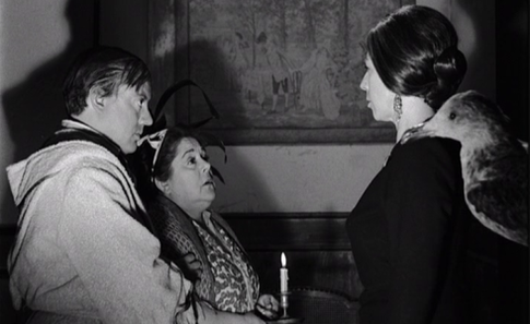 3. Primera cita hitchcockniana (los pájaros disecados de Psicosis)
