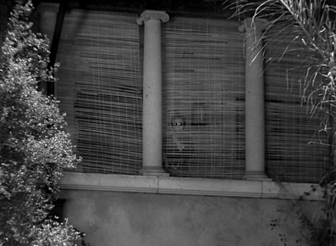 1. Joe Gillis descubre la fantasmagórica silueta de Norma Desmond