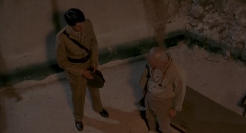 6. Lawrence y Hara se despiden